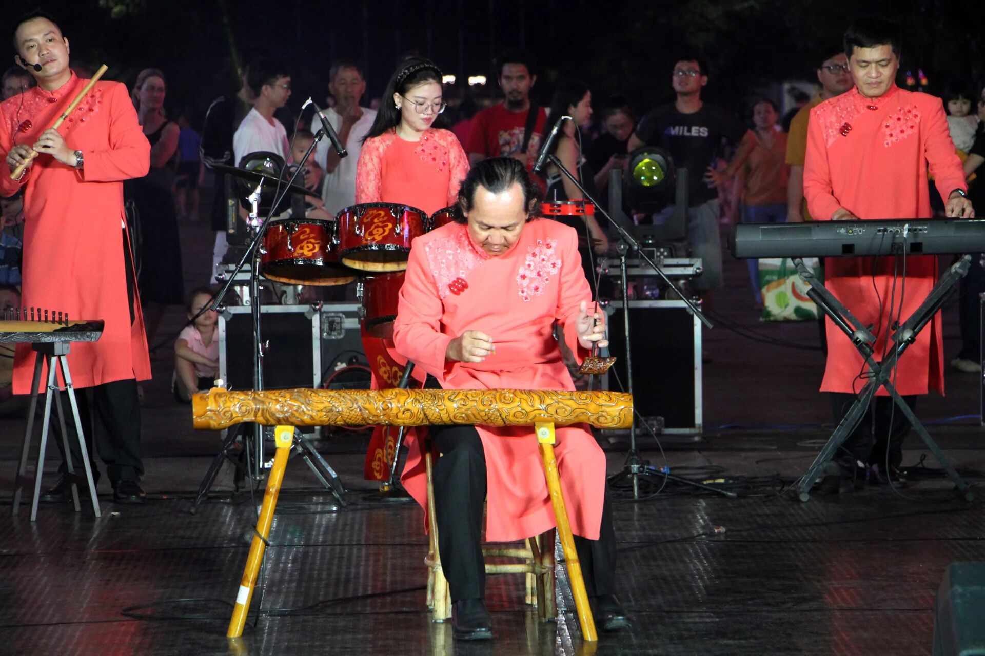 Saigon Live Music Nguyen Hue S