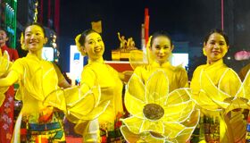 Ho Chi Minh City Private Day Tour from Airport: Iconic Sights & Vibrant Saigon Night Vibes