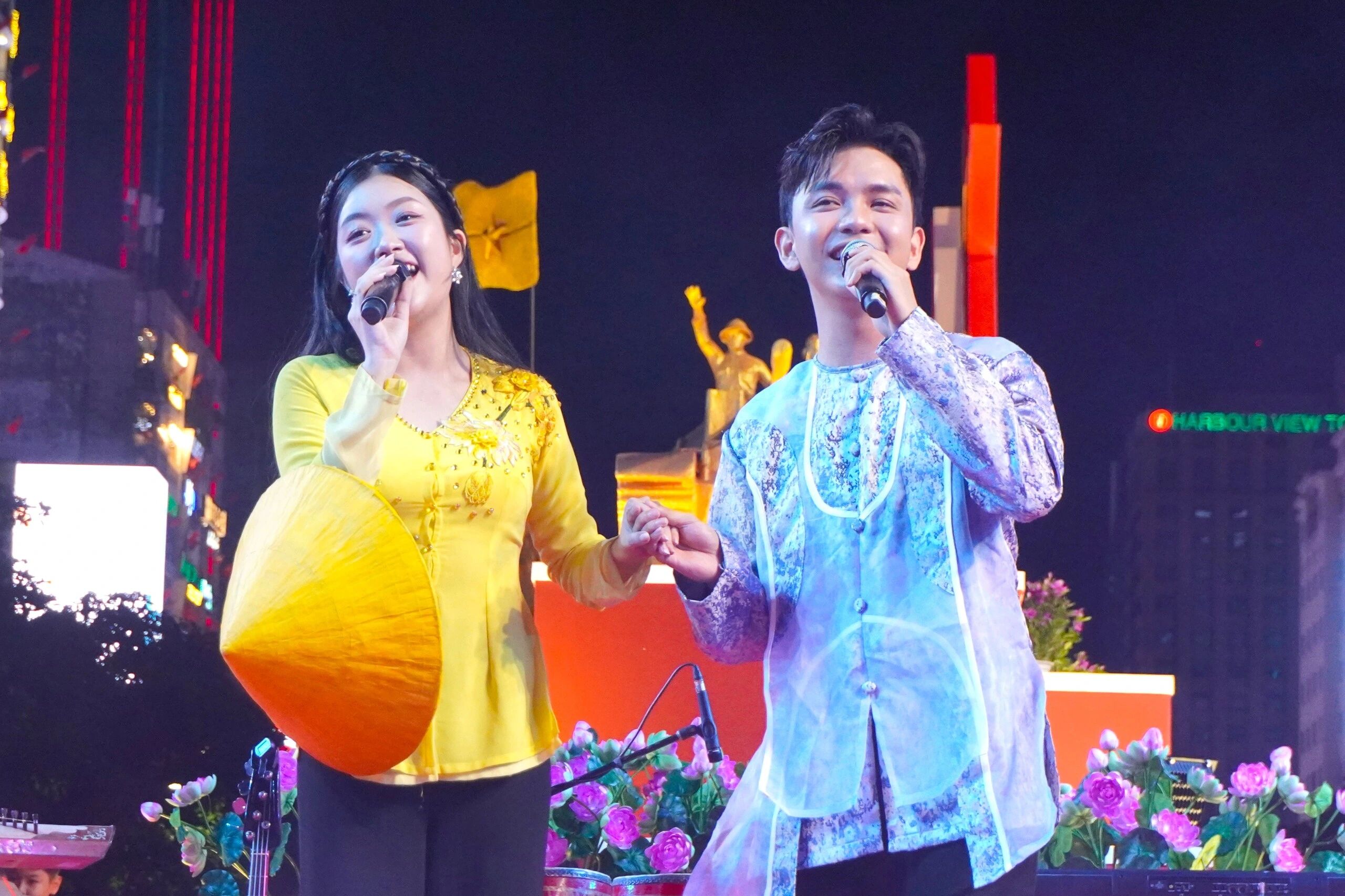 Saigon Live Music Nguyen Hue S