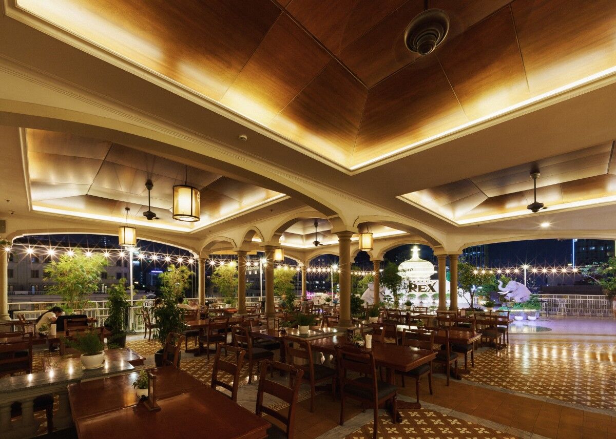 Saigon Rex Hotel Rooftop Bar 5