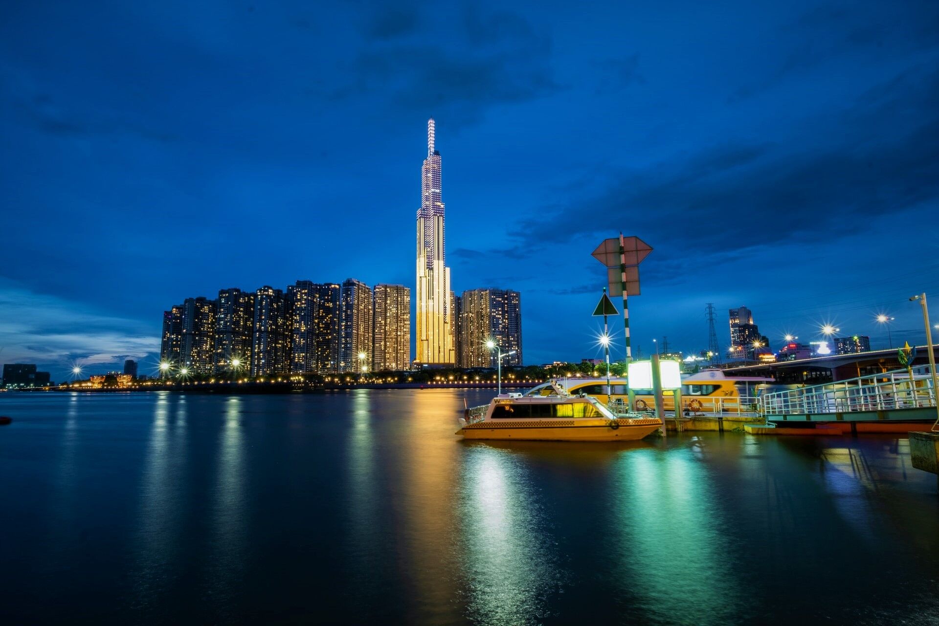 Saigon River boat cruise 1