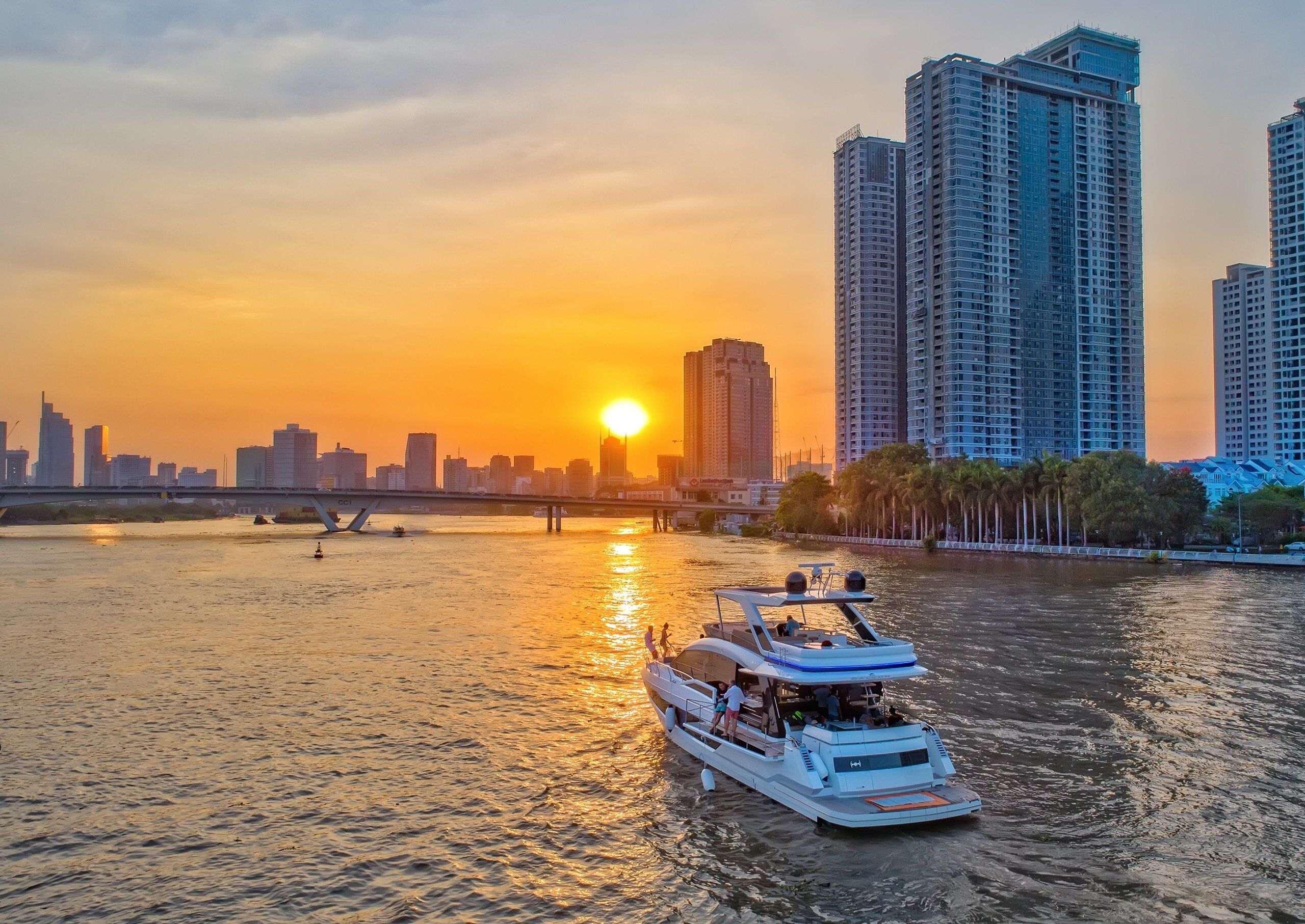Saigon River boat cruise 6