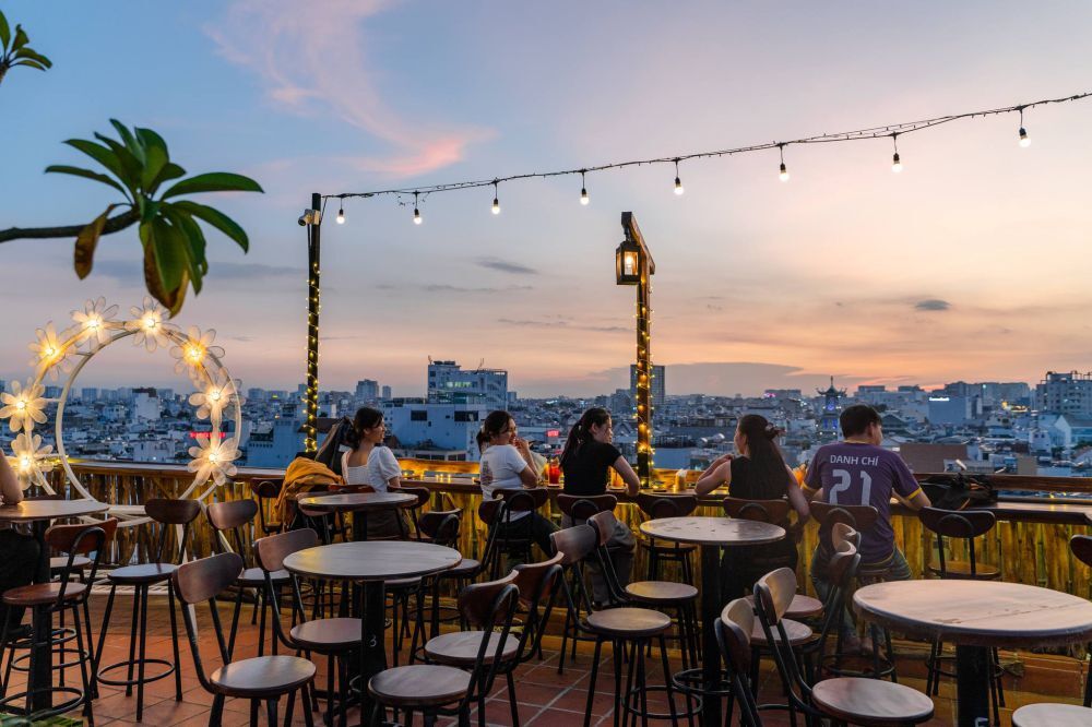 Saigon Rooftop Coffee Ca Phe 1