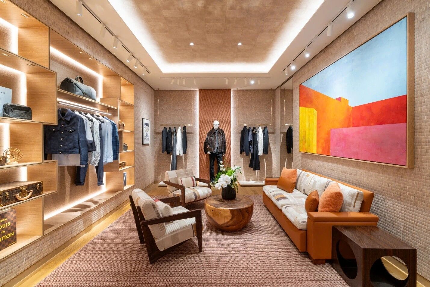 Saigon Shopping Luxury Shop 10