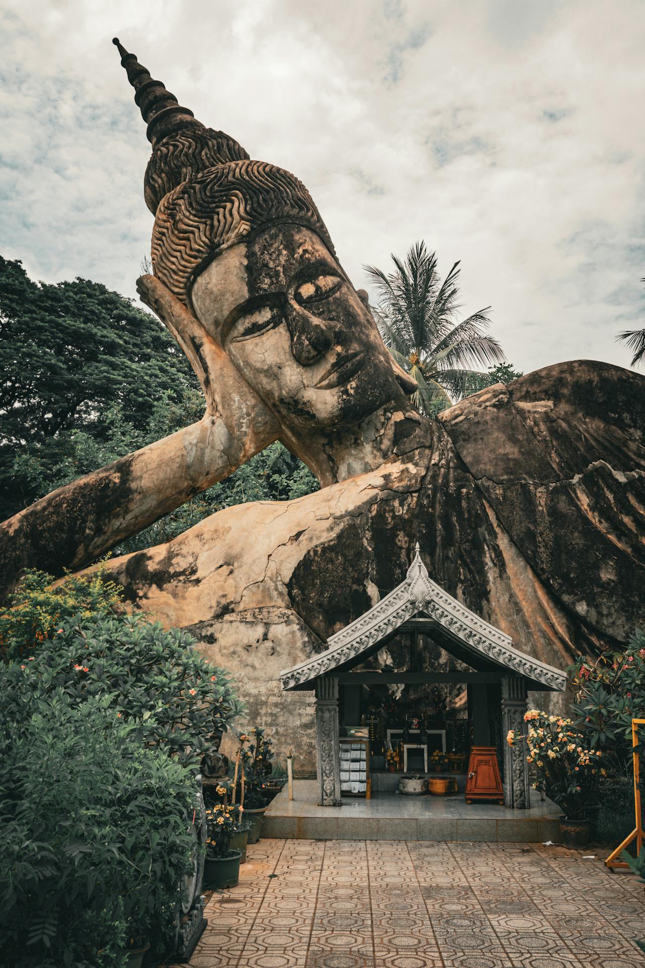Experience Laos’ heritage with guided tours