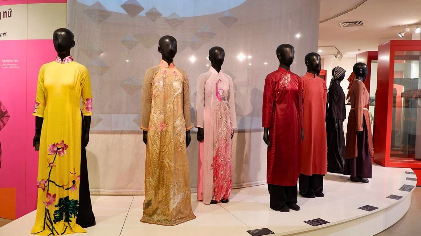 vietnamese-women-museum-clothe