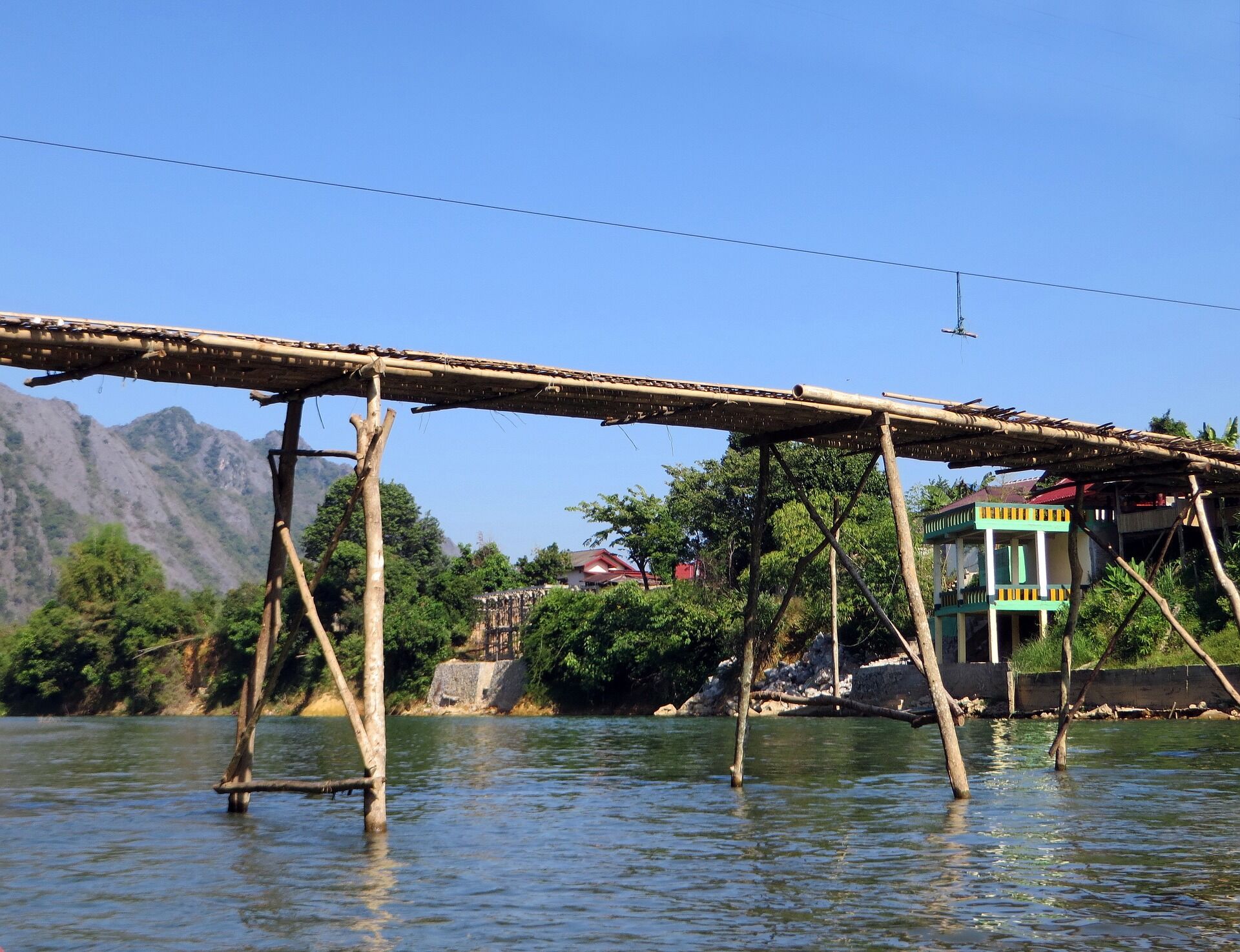 Immerse in Vang Vieng’s scenic heritage