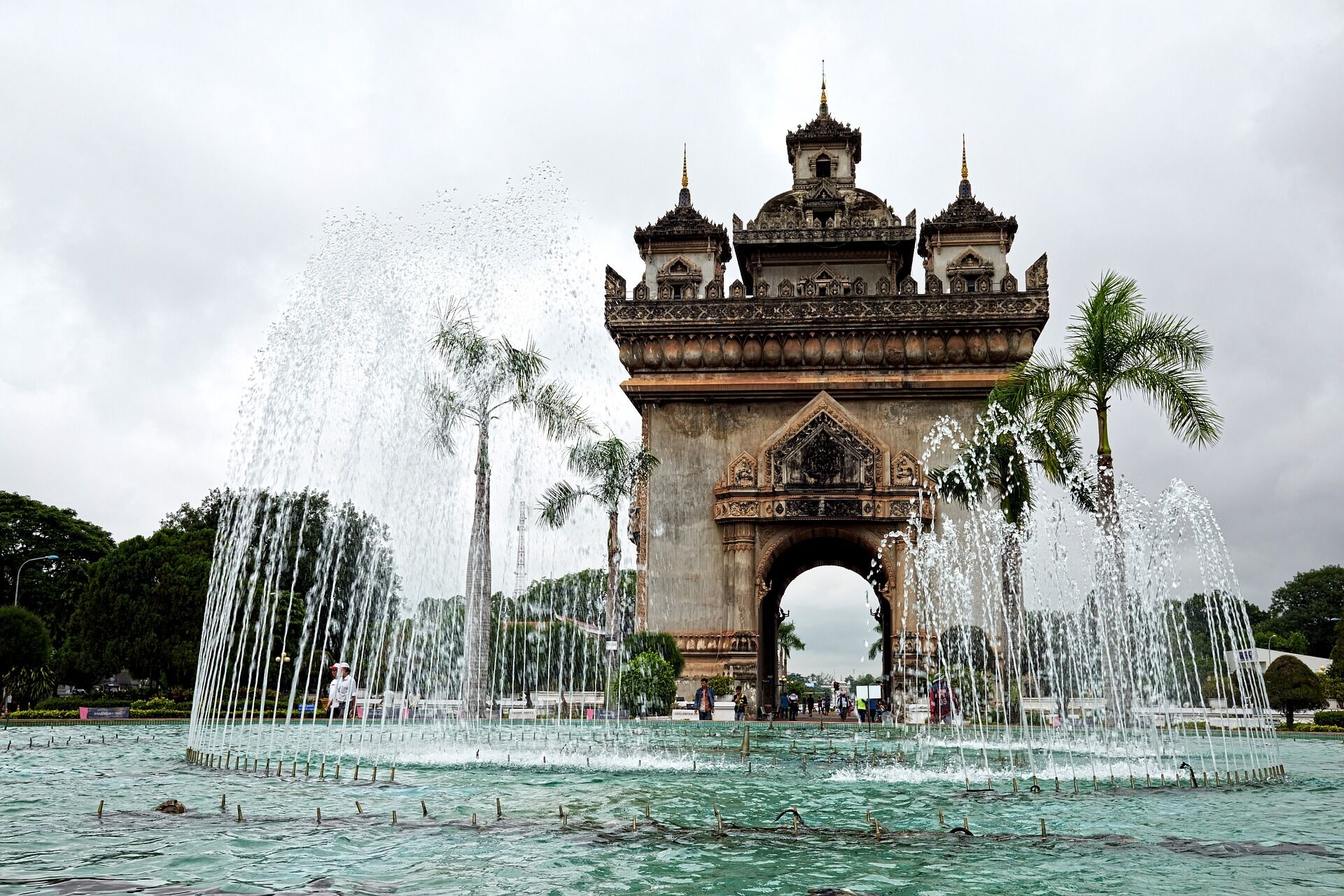 Start your journey with Vientiane’s scenic glow